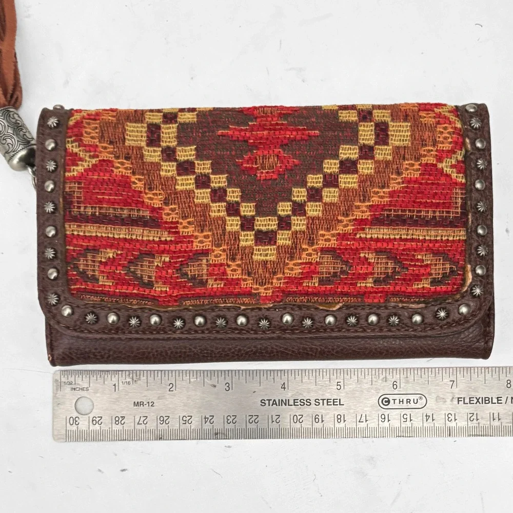 Blazin Roxx NEW Southwest Tapestry Studded‎ Tassel Tri-fold Wallet Boho